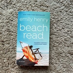 Beach Read by Emily Henry